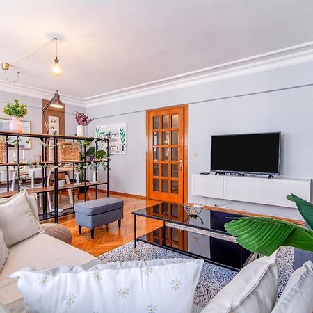 Gorgeous Flat With Lovely Balcony In Nisantasi Κωνσταντινούπολη Εξωτερικό φωτογραφία